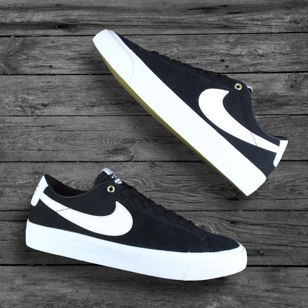 Nike SB Zoom Blazer Low GT Shoes - Black/White-Black (BRAND NEW)